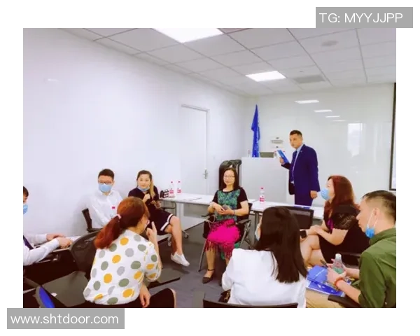 广州羽毛球队团队协作的成功之道与发展策略探讨